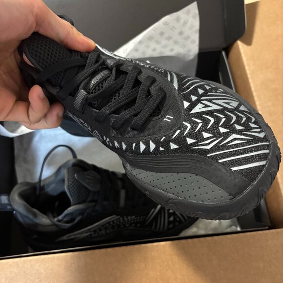 Anta Kai 1 Team in Black/Gray main image 5